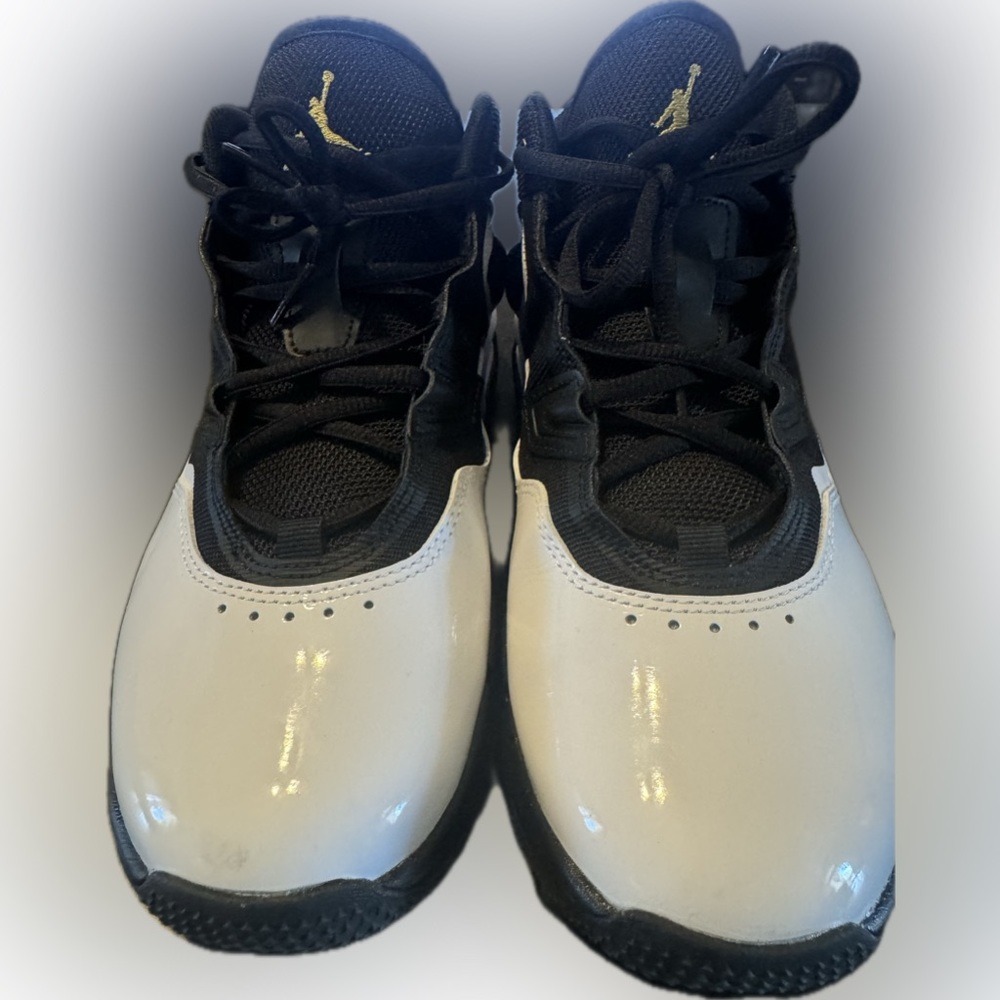 Jordan Stay Loyal 3